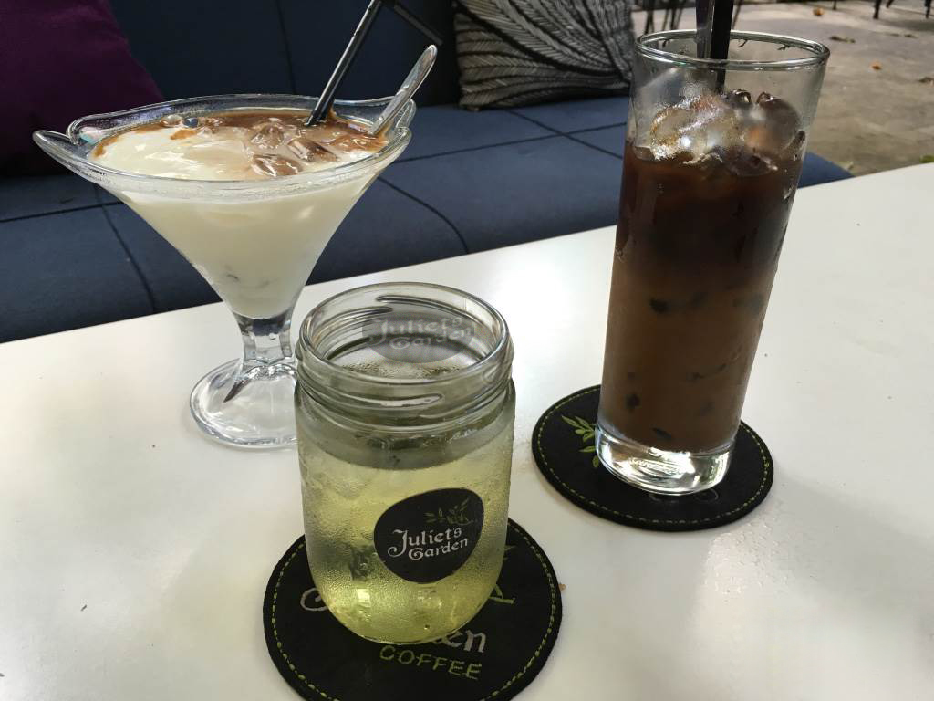 de-lot-ly-quan-cafe